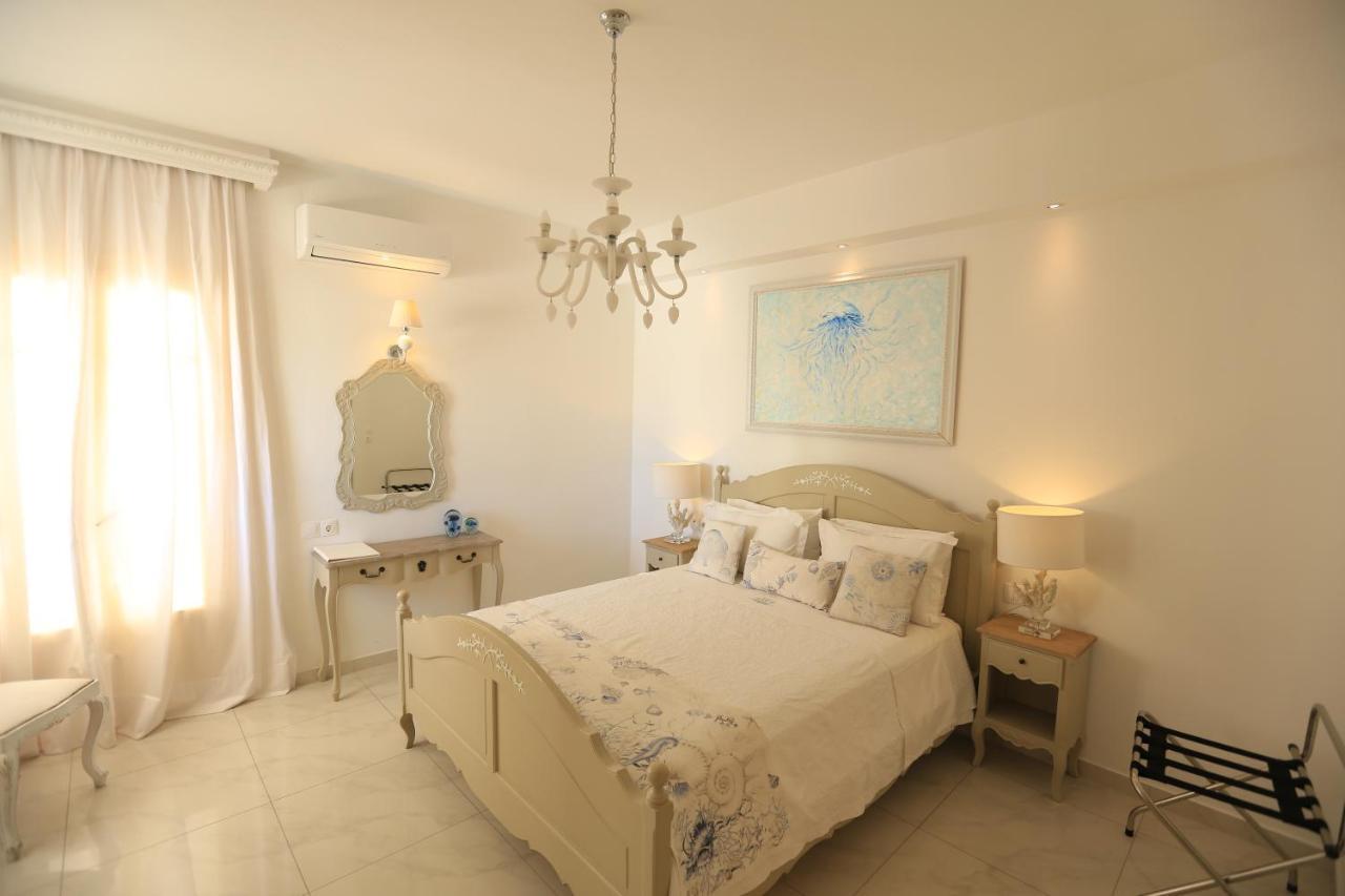 The White Suites Adámas Eksteriør bilde